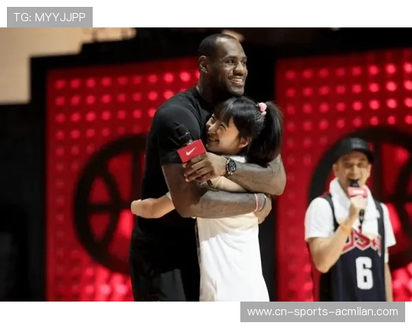 詹姆斯教训少年球员的片段被赞为“最佳导师时刻”