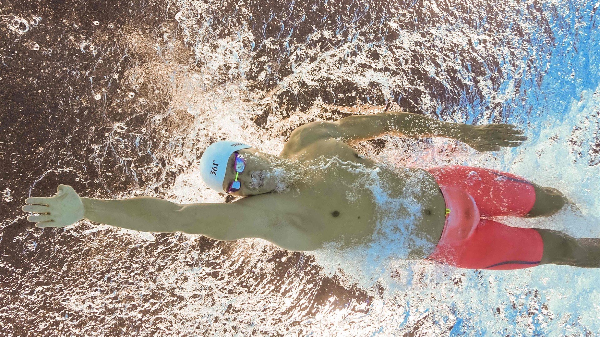 亚冠联赛中国青年队战平 球员配合存在问题，青年队打亚冠